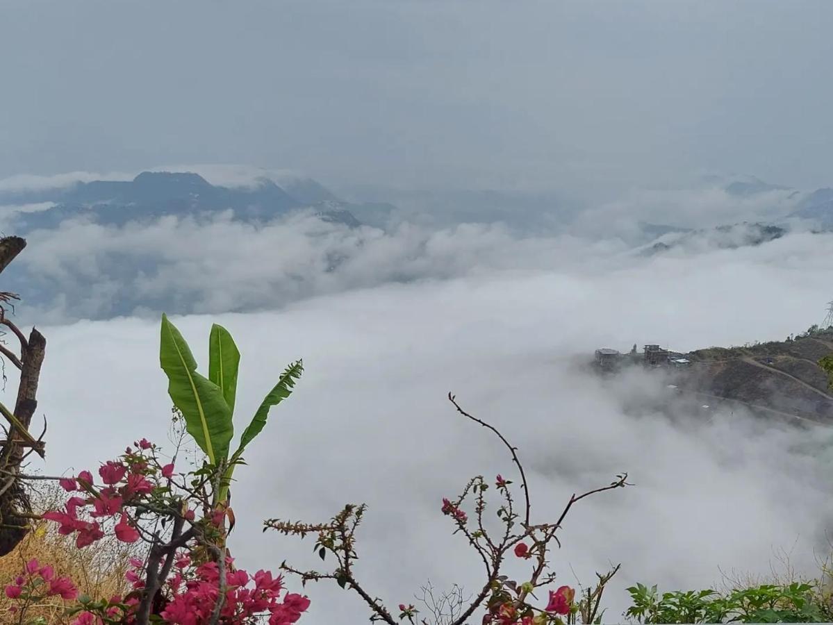 Giftland Homestay Āīzawl Exterior foto