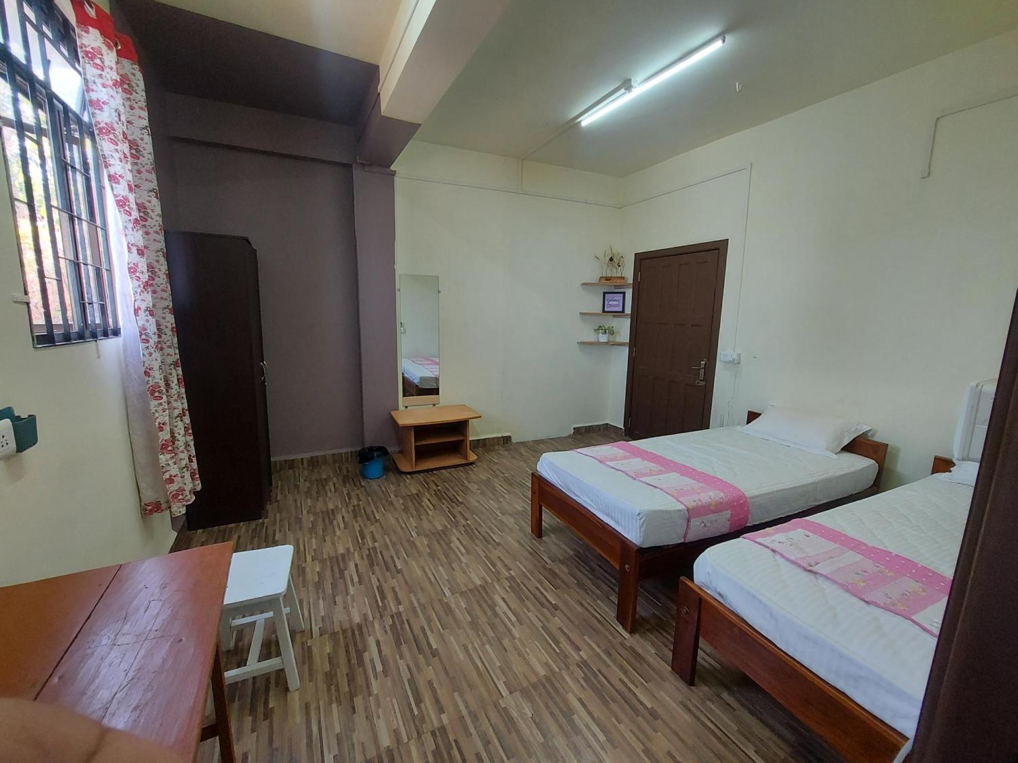 Giftland Homestay Āīzawl Exterior foto